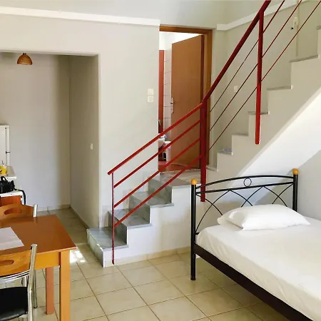 Apartment Kallitheon Kyparissia